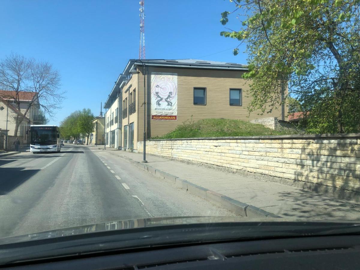 Kalevite Kodu 2-toaline apartment! Kuressaare Exterior foto